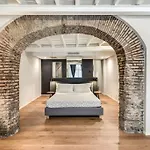 Suite Orsoline Spanish Steps